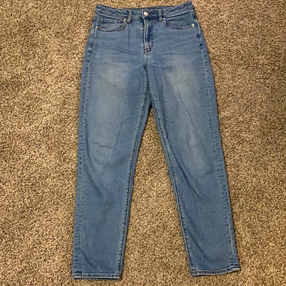 American Eagle Mom Jean